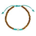 Halschakra Armband mit türkisen Amazonit Steinen und Sandelholz Perlen. Einheitsgröße. Längenverstellbar.