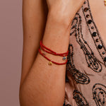 Korallenarmband „Trust“ aus Sterlingsilber: Schutzstein Koralle & Elefant für Vertrauen, Optimismus und innere Stärke. Handgefertigt in Hamburg.