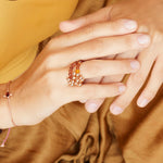 Stretch-Ring aus Granat und gelben Achat Edelsteinen als Healing Ring.