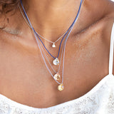 Sternzeichen Kette Schütze mit hellblauem Chalcedon in Silber oder Gold. Symbol für Freiheit, Optimismus, Wachstum und den Mut, deinem Herzen zu folgen. ✨♐️💙