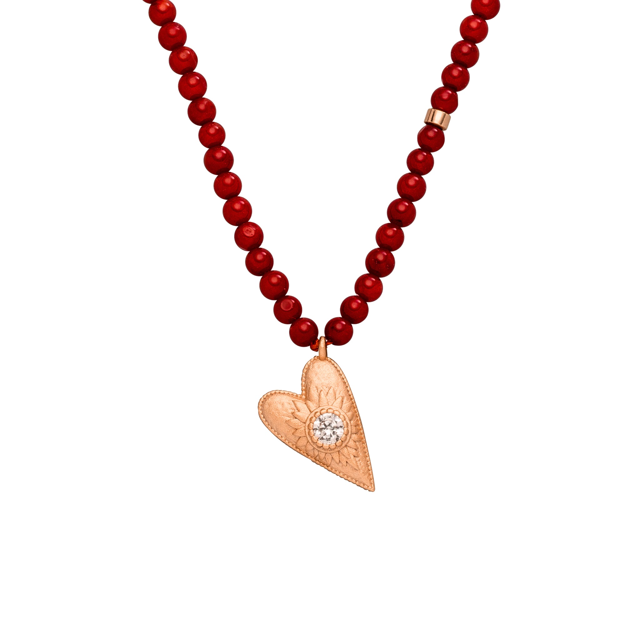 Korallen Choker „Open Hearts Shine“ aus Sterlingsilber rosé vergoldet: funkelnder Herzanhänger, Lotus für Transformation & Korallen für Schutz. Handgefertigt in Hamburg.