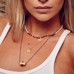 Give, Love and Hope Kette aus 925 Silber vergoldet mit Yoga Mani-Rad Anhänger. Mit kostbaren Edelsteinen.