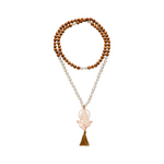 Mala Kette mit echten Perlen und Sandelholz und Ganesha Anhänger.