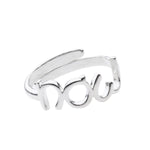 NOW Ring mit Schriftzug aus 925er Sterlingsilber.
