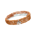 Wickelarmband aus Rudrani Perlen und Aquamarinen mit einem happy Elefant Anhänger 925 Silber für Power & Weisheit.