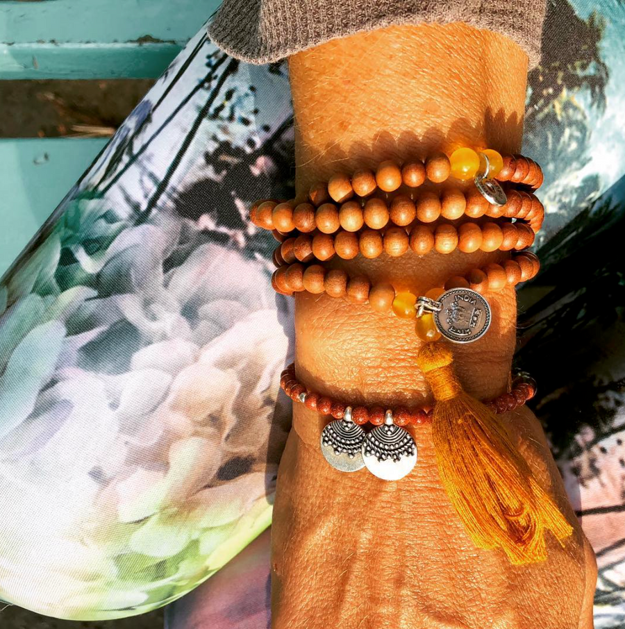 Sandalwood stretch bracelet, yellow quartz, silver