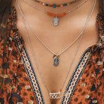 Funkelnde Pyrit Choker Kette und echte Edelsteine.