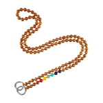 Mala Handykette mit Sandelholz Perlen und 7 Chakra Edelsteinen. 1,10 m lang. Karabinerhaken.