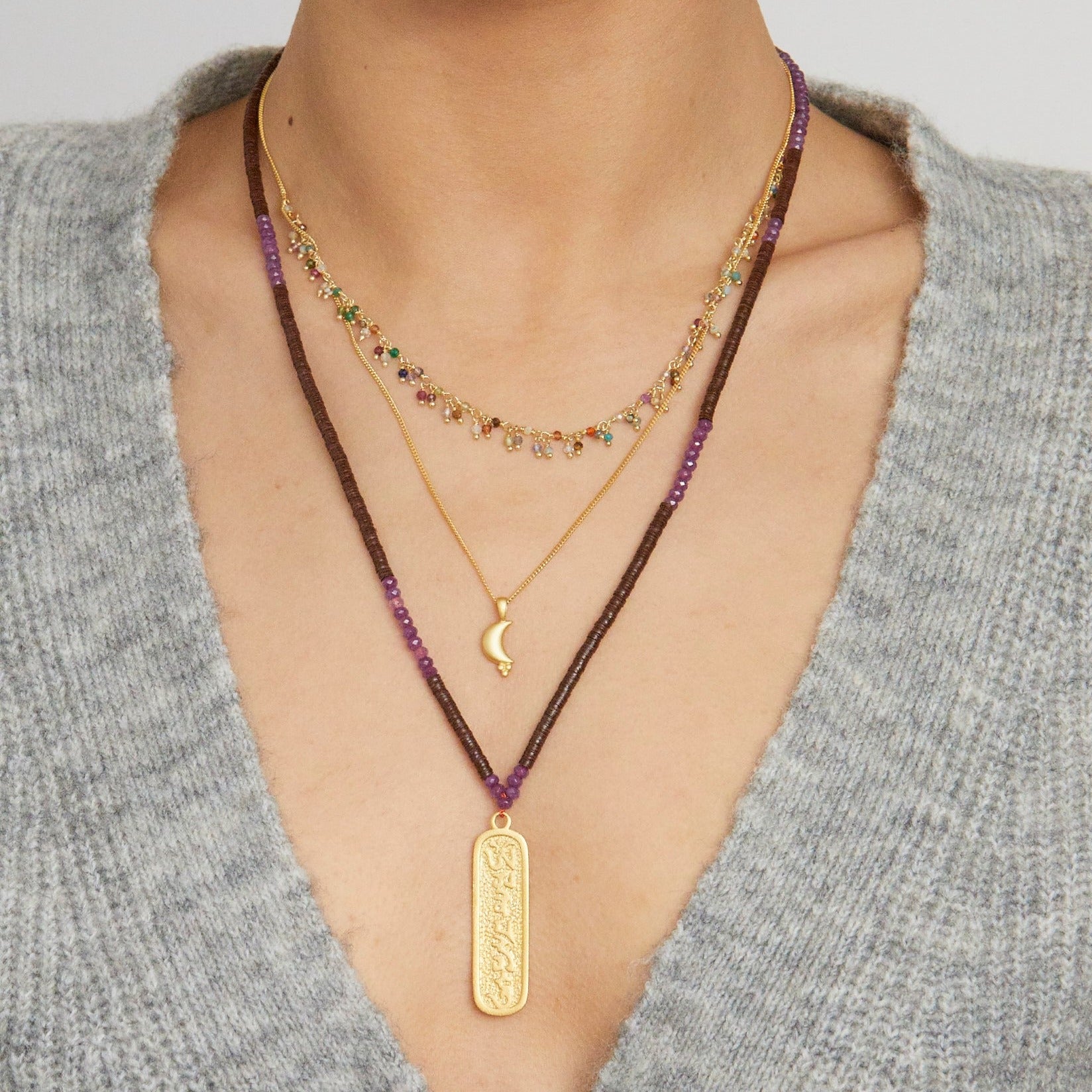 Karma Kette mit Mantra Anhänger Om Mani Padme Hum.