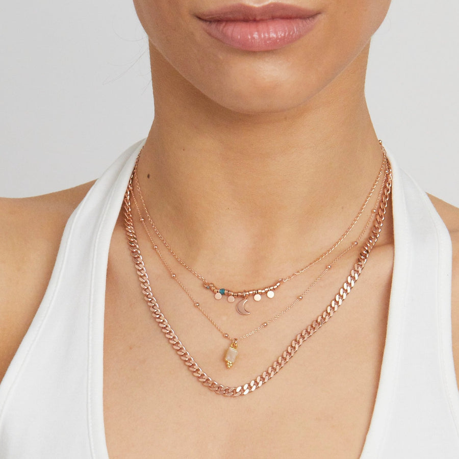 Layering Kette mit Halbmond Anhänger und Edelstein aus 925 Silber rosévergoldet.