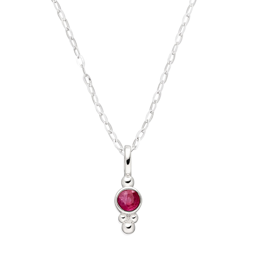 Geburtsstein Kette Juli mit pinkem Rubin Edelstein als Fine Jewelry Schmuck.