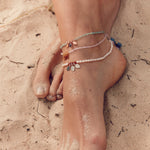 Fußkette Perlen aus blauem Topas mit verstellbarem Makramee Verschluss.