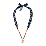 Sandelholz Kette und roségoldener Shiva Anhänger. Eine Kette mit Bedeutung für Yoga und Meditation.