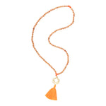Kurze Sakral Chakra Mala Kette mit Karneol und Sandelholz Perlen. 70 cm.