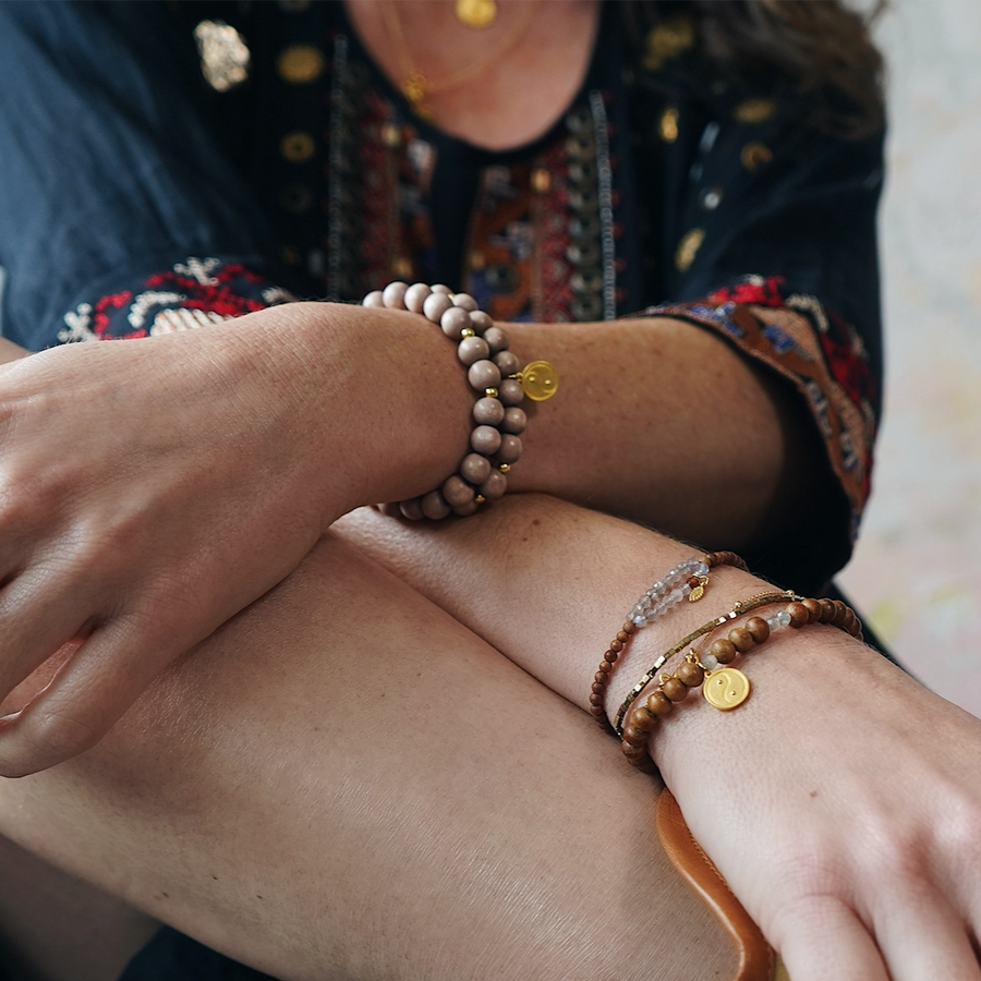 Yin Yang Vintage Wood Wrap, Gold