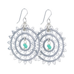 Boho Ohrringe mit Wheel of Karma Anhänger aus 925 Silber.