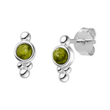 Geburtsstein Ohrringe August mit grünem Peridot Edelstein.